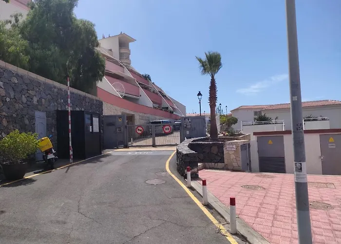 Beautiful Sunset View Apartment